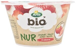  Клубничный йогурт Arla Bio Nur, выпущенный в Германии, представляет  собой йогурт без добавок, состоящий на 75% из органического йогурта и на  25% из органического фруктового наполнителя. Он не содержит  добавленного сахара и подчеркивает, что в составе «больше ничего», как  следует из названия бренда («nur» по-немецки «просто»). Йогурт отвечает  растущим опасения потребителей по поводу высокого уровня сахара в  фруктовых йогурта: он содержит значительно меньше сахара, чем  среднестатистические представители категории в Германии (6,8-7,7 г на  100 г продукта против в среднем 12,5 г).
 
 