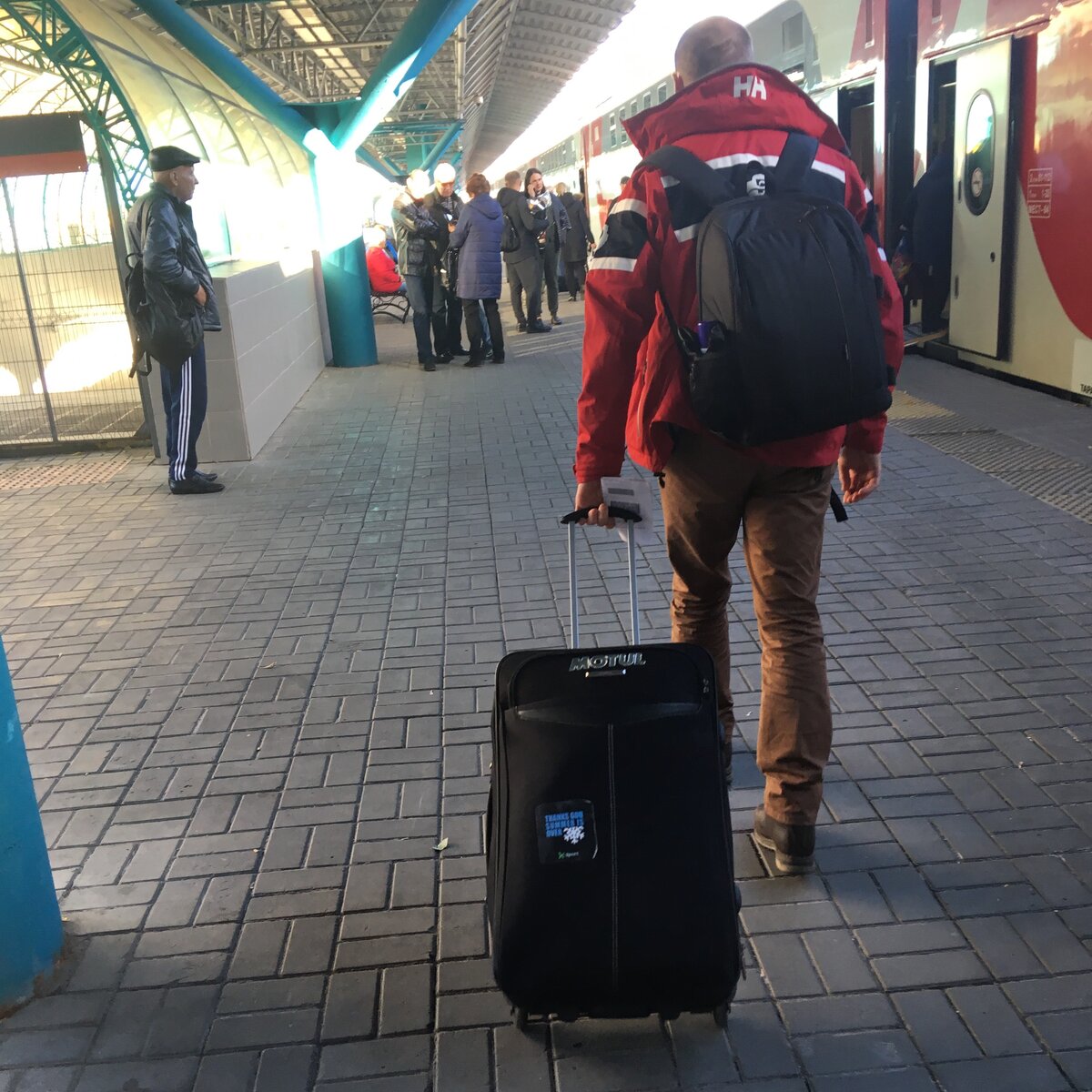 Примерно так я выгляжу, когда еду в очередное путешествие 