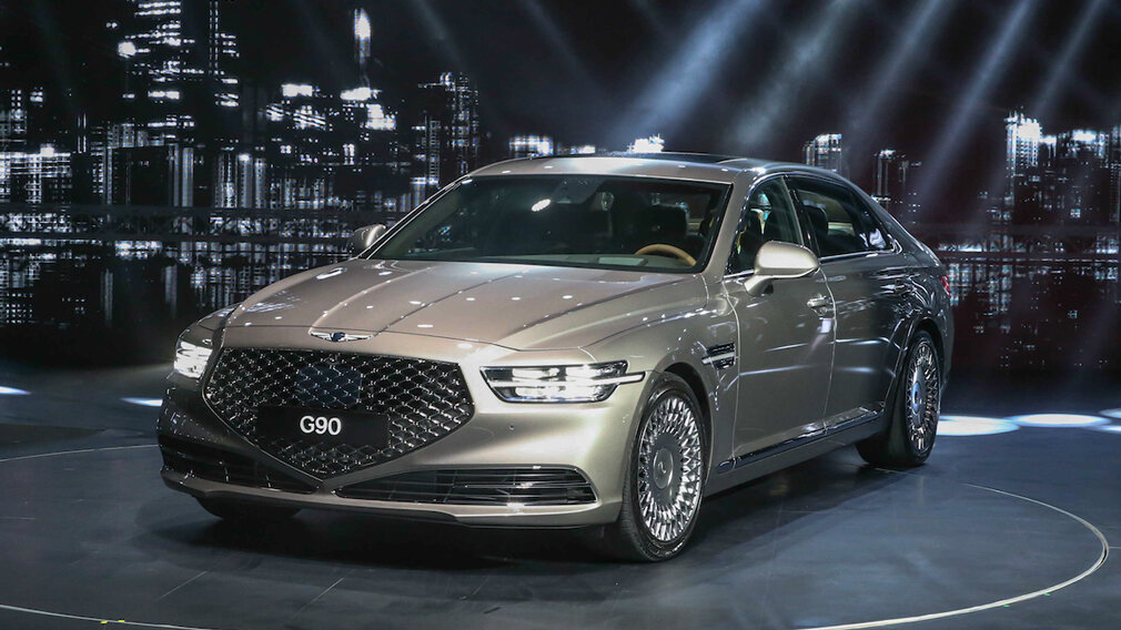 Genesis G90
