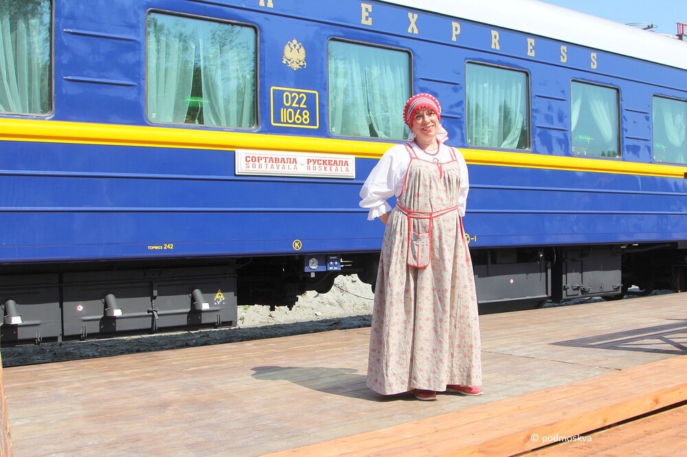 Москва экспресс рускеала. Карелия Рускеала ретропоезд. Ретро поезд Сортавала Рускеала внутри. Карелия ретро поезд Сортавала Рускеала. Поезд Рускеальский экспресс Москва-Рускеала