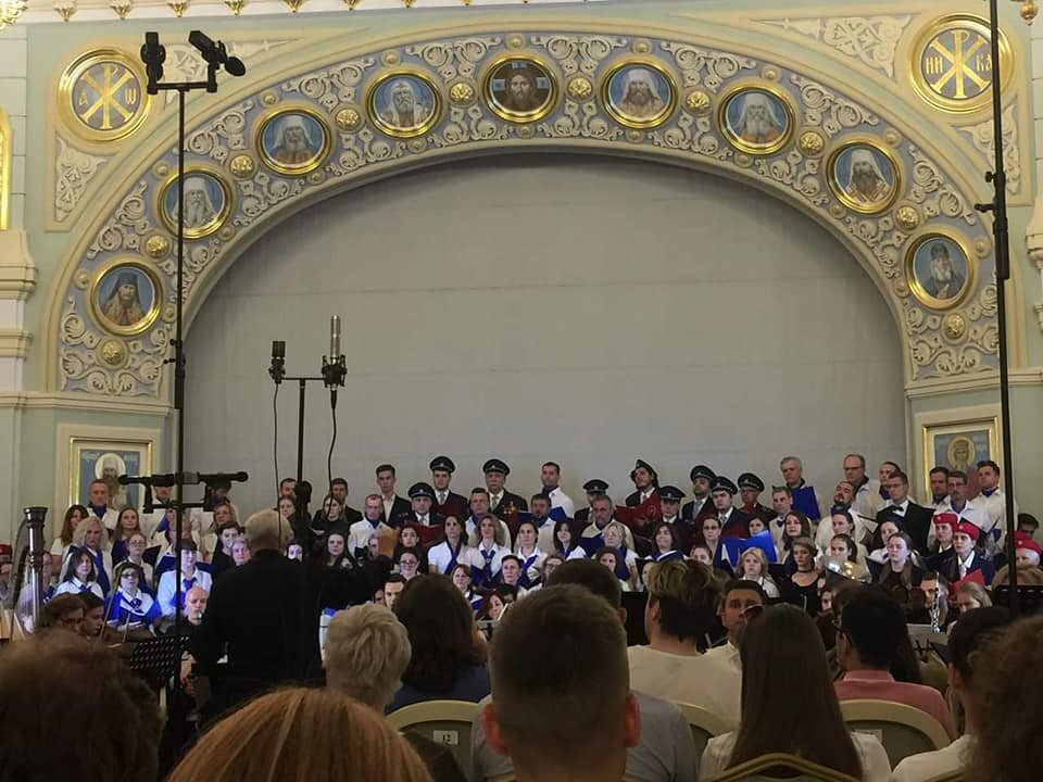 Мужской состав включал баса Григория Соловьева (партии Ноя и Ирада), тенора Илью Хардикова (партии Иафета и Азаила), баритона Андрея Цветкова - Толбина (Замиаз). Низкие голоса прозвучали превосходно, в то время как у тенора были и плюсы, и минусы: превосходная дикция при очень тугом, несвободном верхнем регистре.