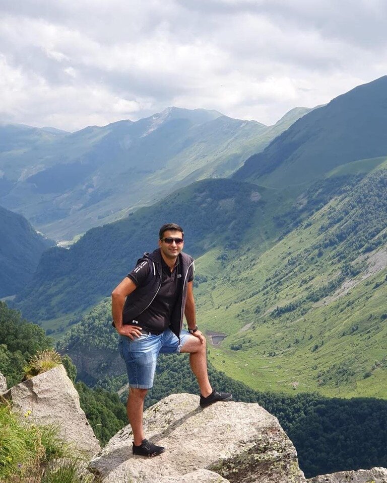 Лучший гид-водитель Резо ))