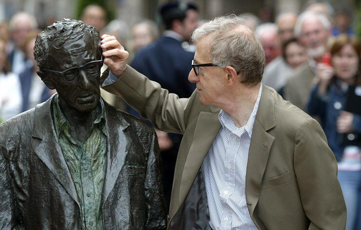 Памятник Вуди Аллена в Испании