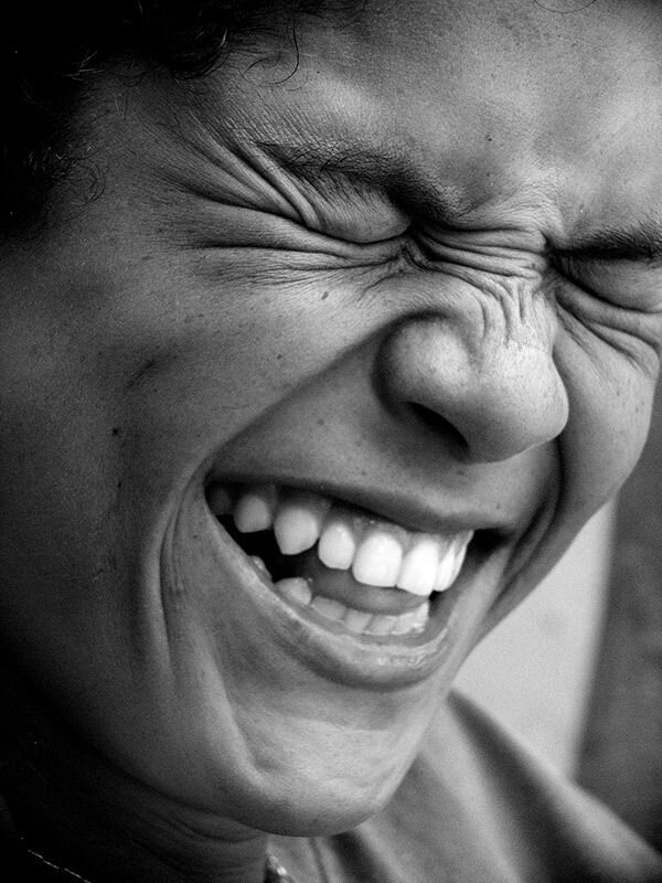 https://i.pinimg.com/736x/8e/31/ec/8e31ec5c378675a2155815e50b0efdca--smiling-faces-beautiful-smile.jpg