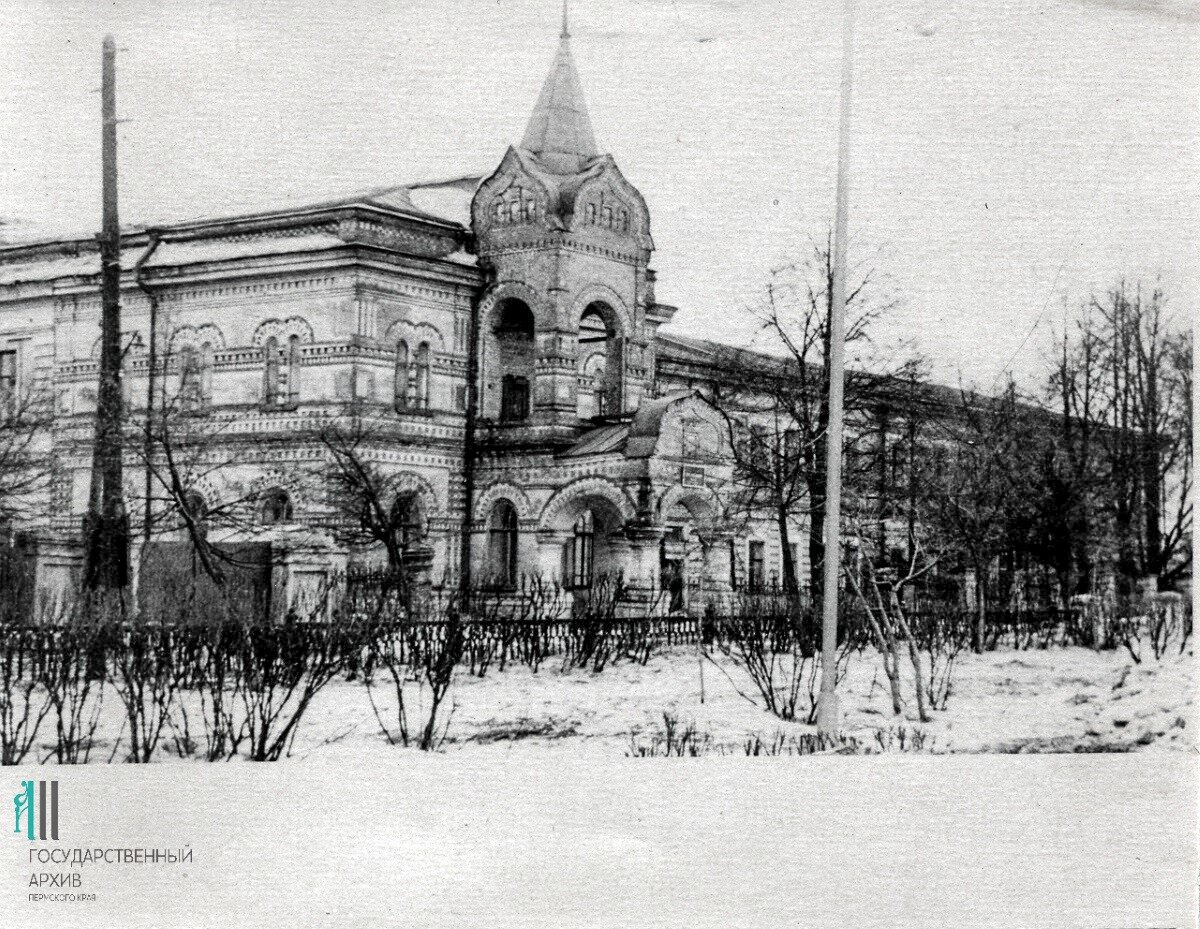 Школа №22, 1960-1975гг. Источник: ГАПК