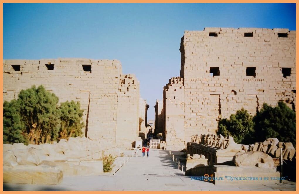 Карнакский храм и аллея сфинксов в Луксоре