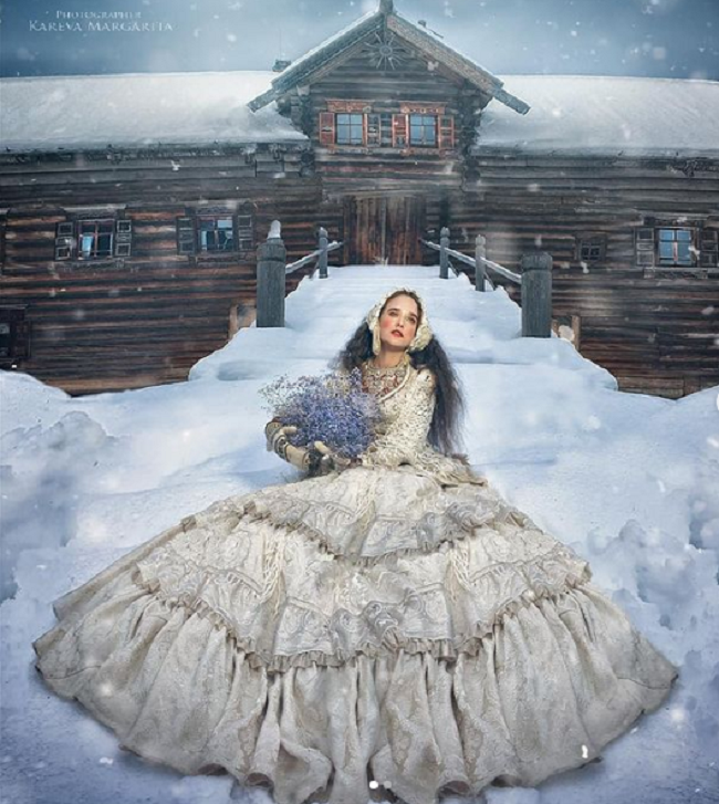 Иллюстрации - фото Маргариты Каревой