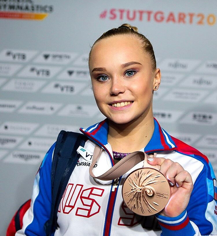 Ангелина Мельникова спортивная гимнастика олимпиада