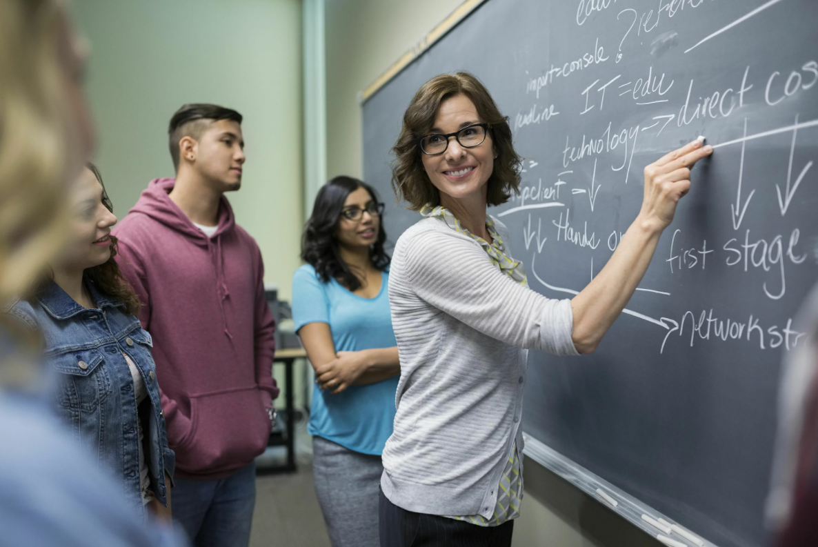 Русскоязычный или англоязычный педагог