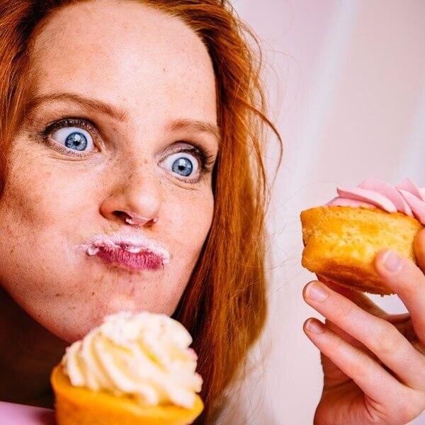 А МНЕ П@Х№Й!!! ГДЕ ТАМ ПЕЧЕНЬКИ?!