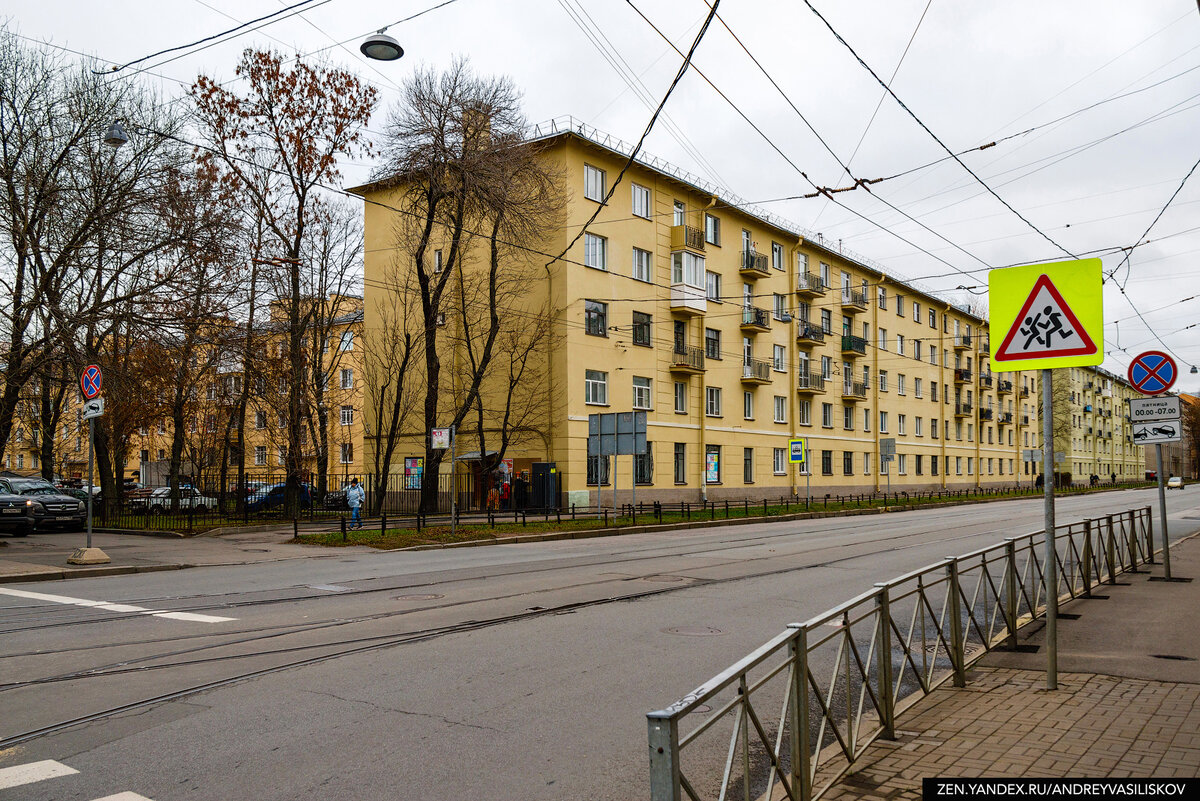 Санкт-Петербург в прошлом и настоящем. 9 фотографий Васильевского острова,  сделанные с одной точки тогда и сейчас | Путешествия и всего по чуть-чуть |  Дзен