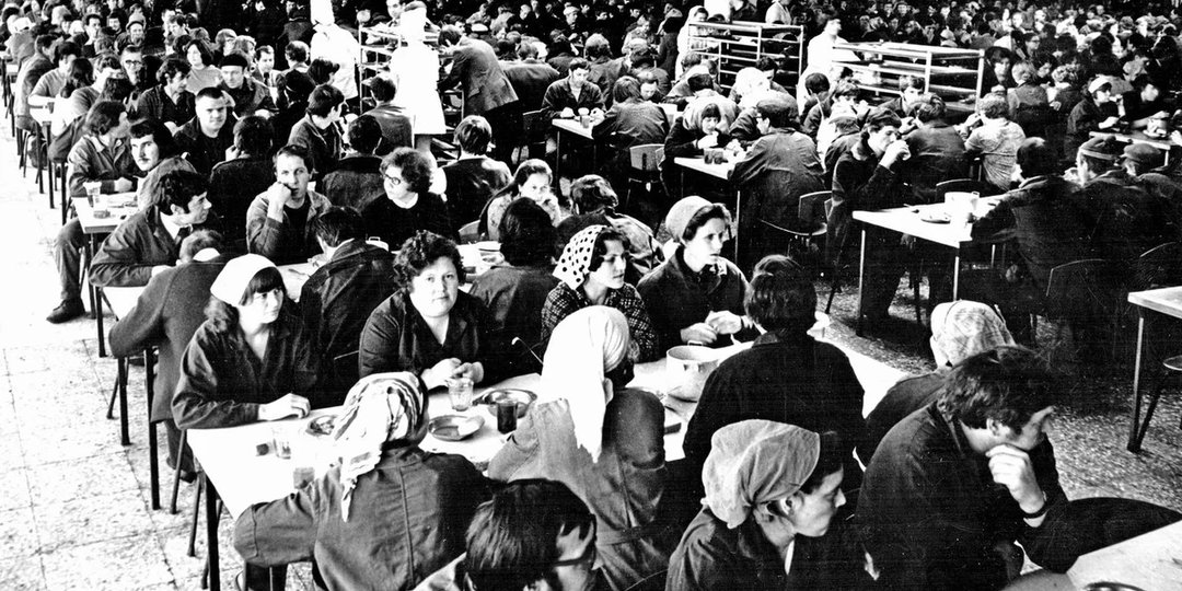 В 1982 году руководство СССР решило проверить готовы люди к коммунизму или нет: к результату готовы не были