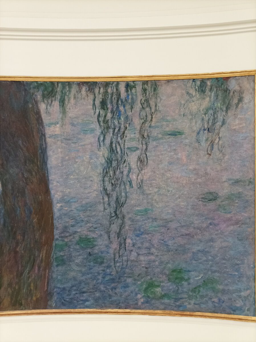 Кувшинки Моне. Фото картины из музея Оранжери в Париже. 