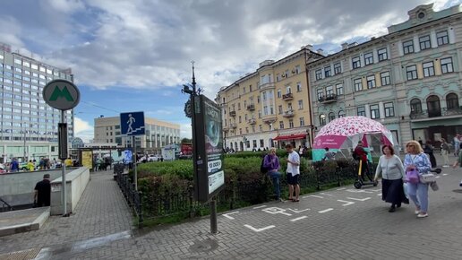 Короткая экскурсия по главной пешеходной улице Казани - улице Баумана.