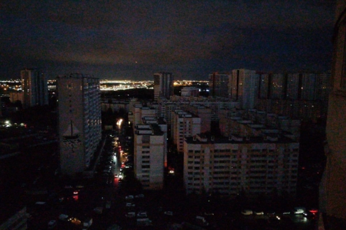    Погружённые во тьму Шушары.