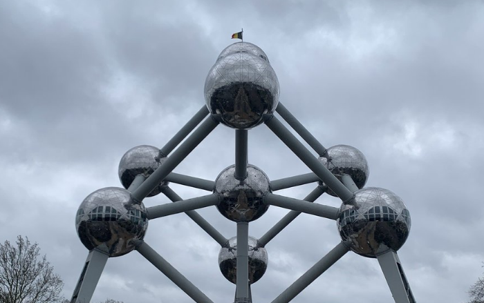 Атомиум (Брюссель) (Взято из интернета) 