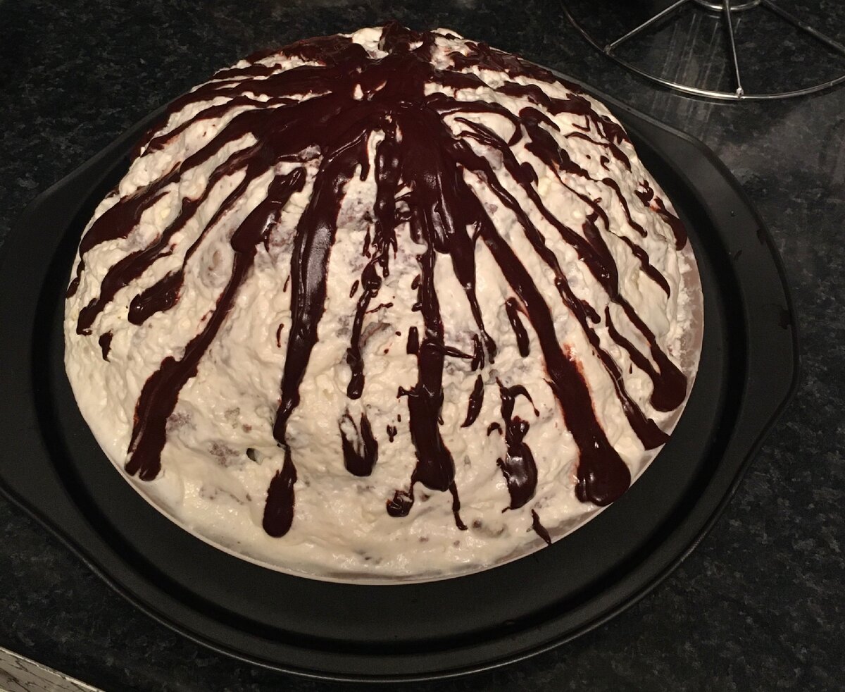 Панчо с ананасами и грецкими орехами 