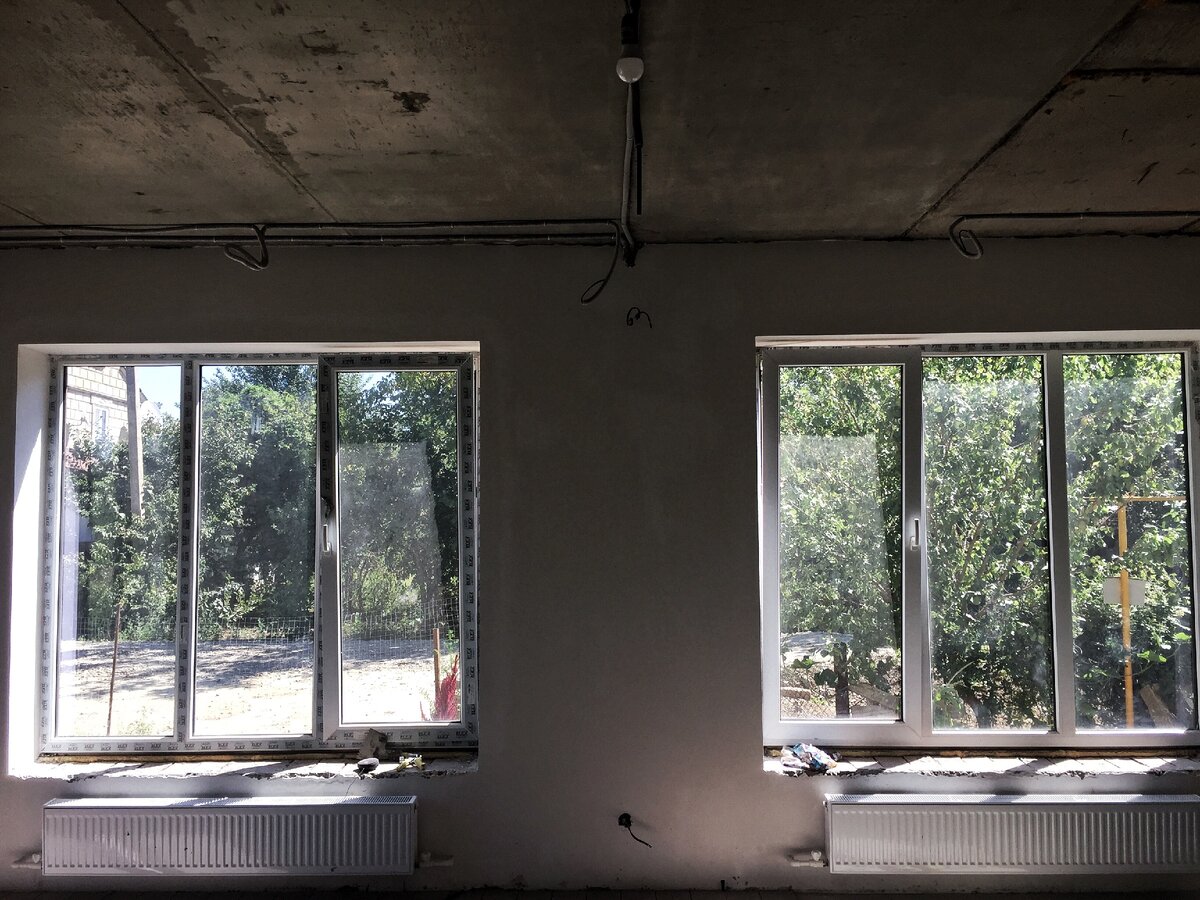 Окна в нашей гостиной - листайте 