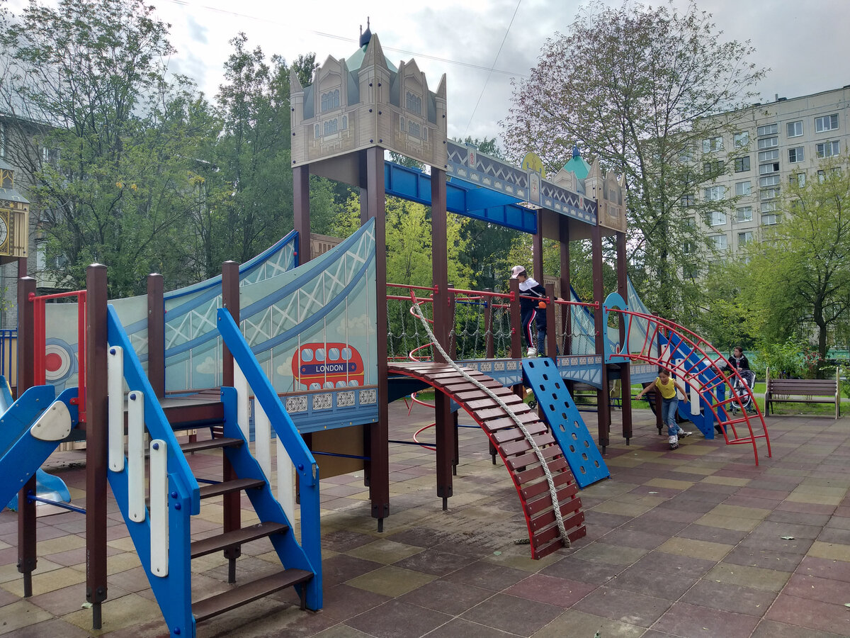 вот такой вот комплекс для детей постарше