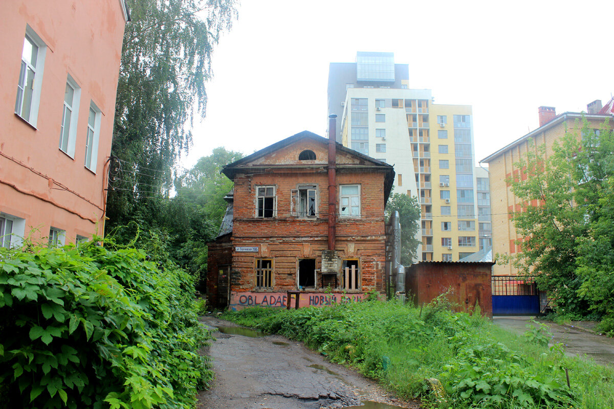 Съездил в Нижний. Нигде не видел столько разрухи прямо в центре города |  Горожанин | Дзен