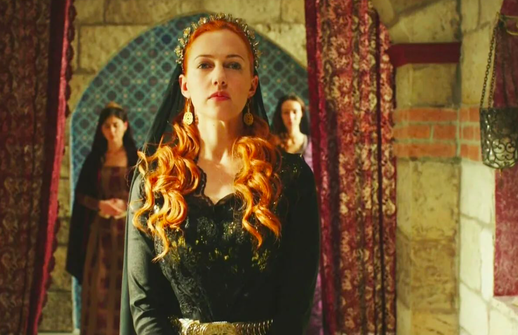 Кадр из сериала "Великолепный век "