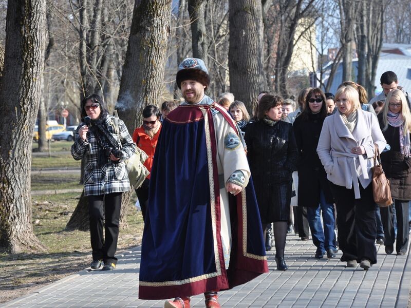 Источник фото - трипстер. Экскурсия  “Кремлёвские прогулки с посадником Сбыславом”.
