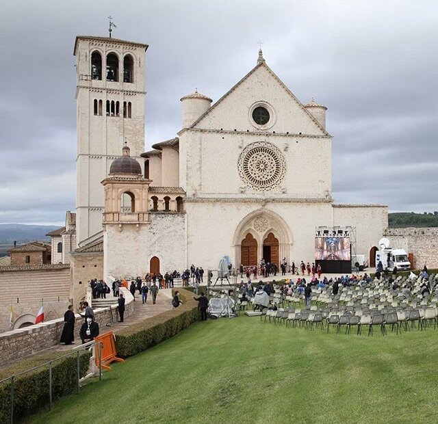 Базилика Святого Франциска в Ассизи. 