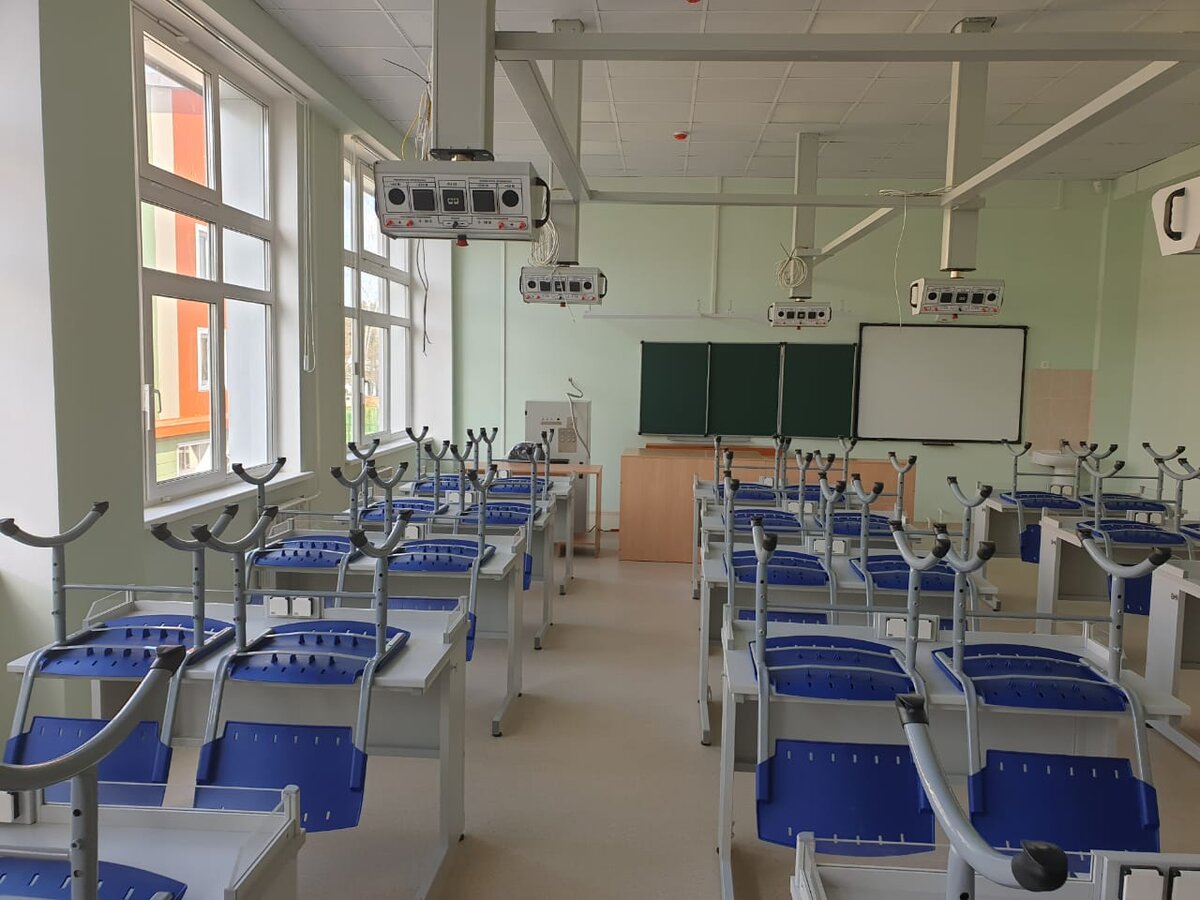 Школа пгт смирных. Школа смирных сахалинской области. Школа пгт смирных. Школа смирных сахалинская. Смирных сахалинская область новая школа.