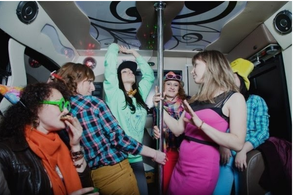 Вечеринка в Party-Bus