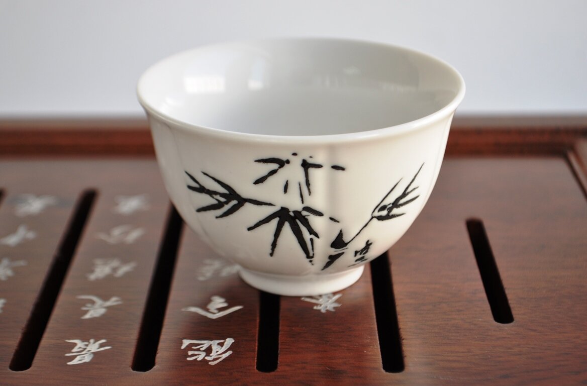 Взято с сайта. Стоит больше 2000 рублей