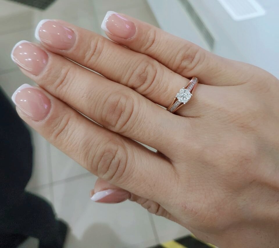 колечко с бриллиантами