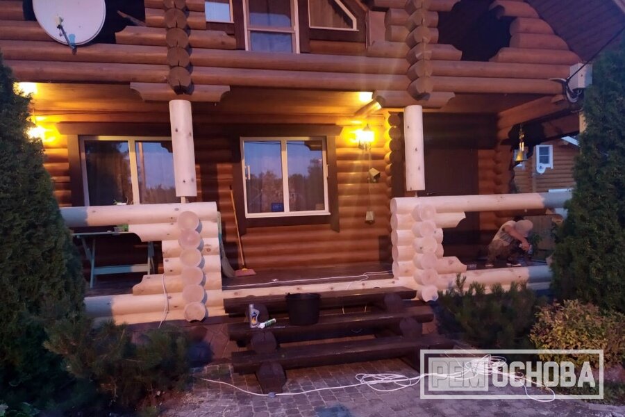 Ремонт террасы из оцилиндрованнго бревна. Замена бревен в пос. Правдино