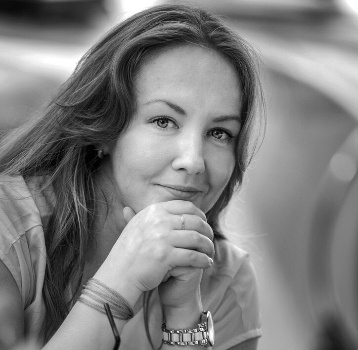 Светлана Костикова, г. Москва, мама троих детей, преподаватель экономических и финансовых дисциплин, организатор ЕИФ (Евразийский Инвестиционный Форум частного капитала).