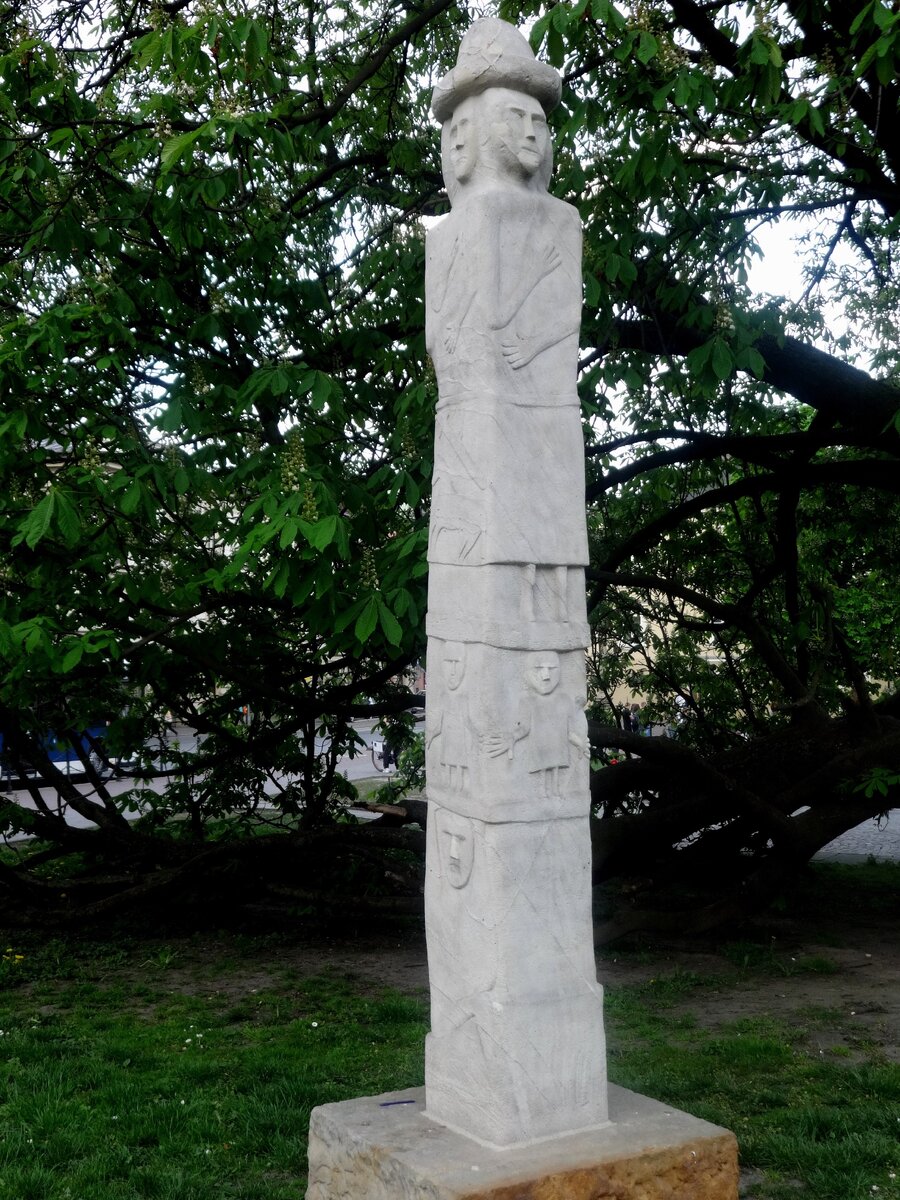 Копия Святовида под Вавельским Холмом