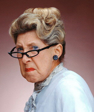 Люди часто пытаются вывести нас из зоны душевного комфорта. Бороться с ними очень просто- не вступать в дискуссию. Зачем? Чтобы не портить грядущий день плохим настроением . 