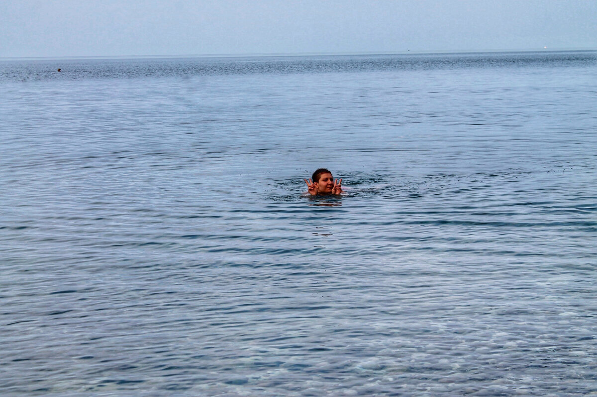 Черное море, Цандрипш (ВСЕ ФОТОГРАФИИ ПРИНАДЛЕЖАТ АВТОРУ) Листайте дальше