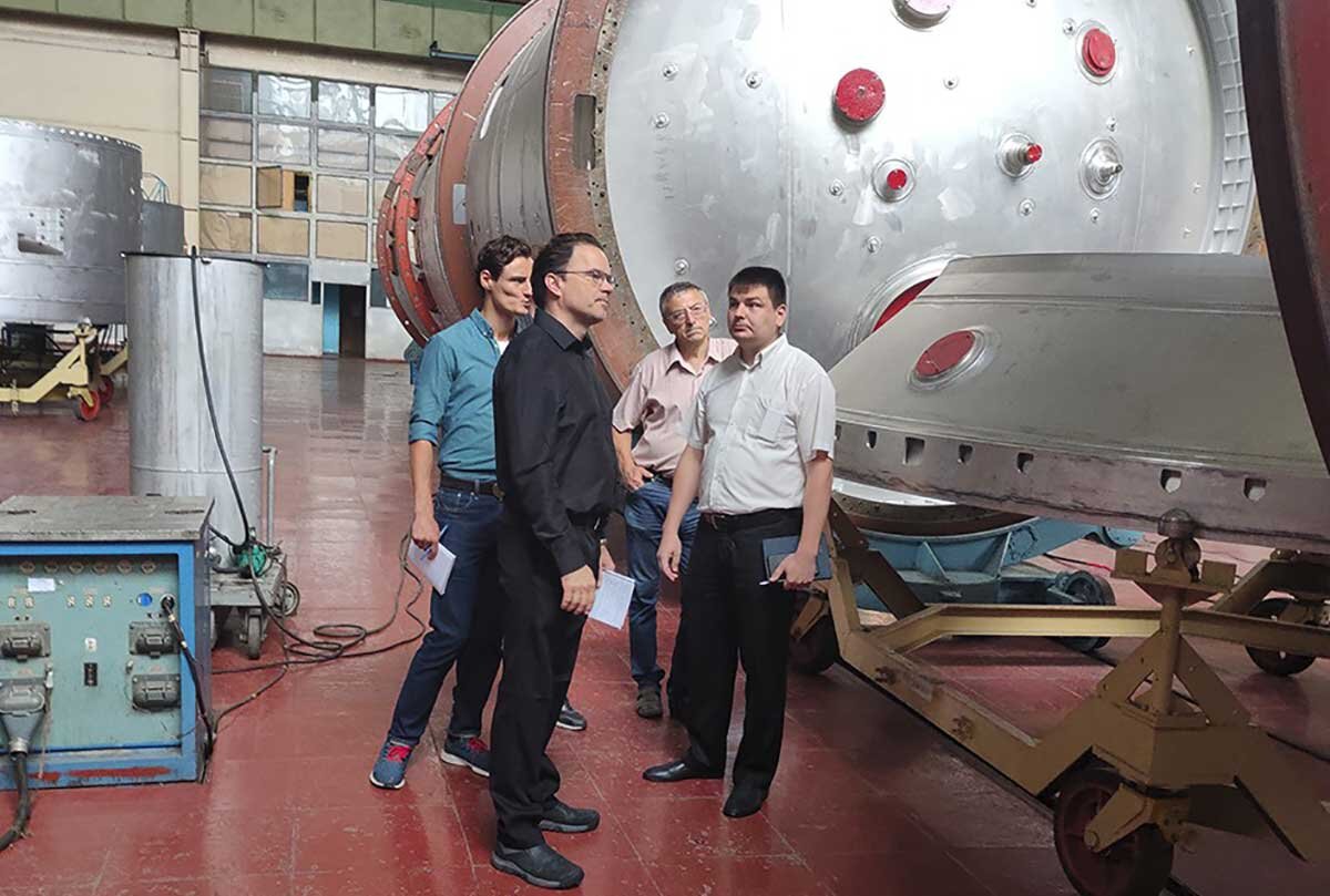 Что стало с южмашем. Южмаш ракеты. Завод Южмаш Днепропетровск.
