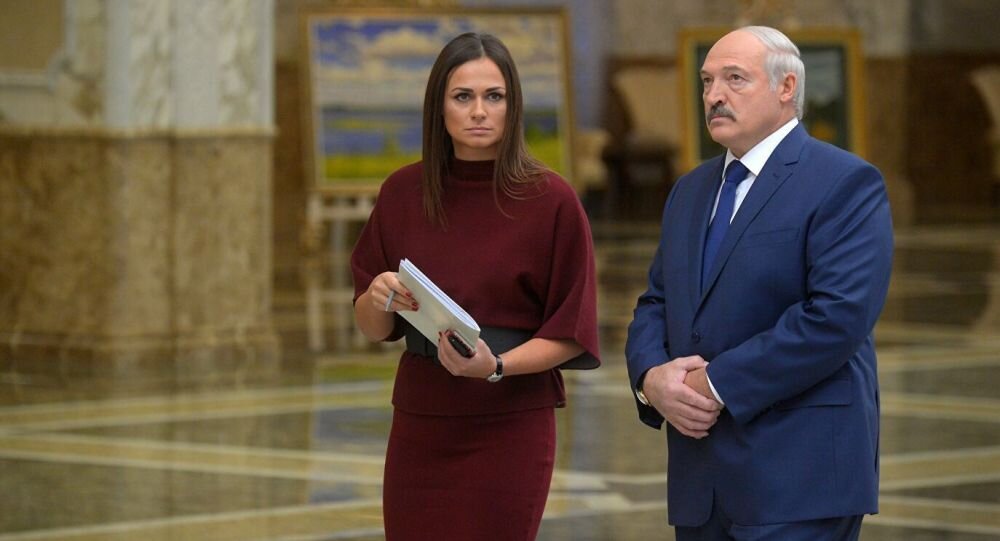 Прессекретарь лукашенко наталья эйсмонт фото