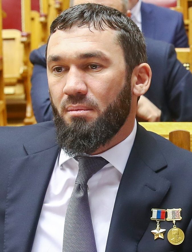 Магомед Даудов. Фото и Википедии. 