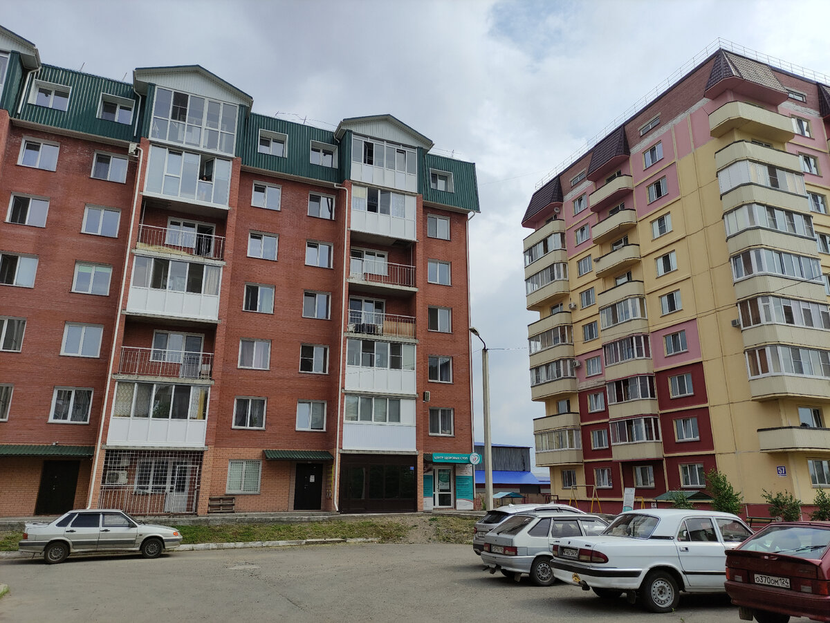Заводы позакрывались, но дома всё равно строятся