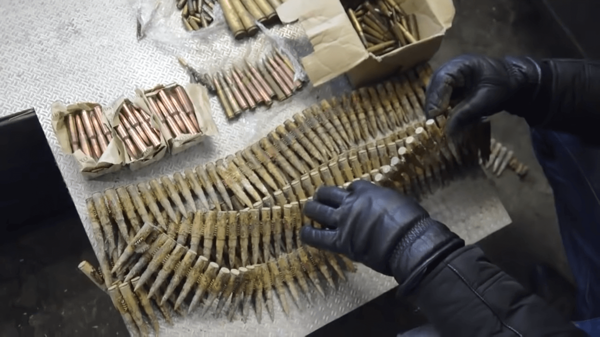 ФСБ России выявила новую крупную сеть подпольных оружейников