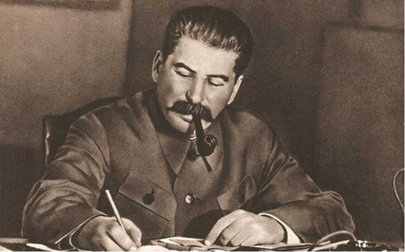 Товарищ Сталин – должность и воинское звание