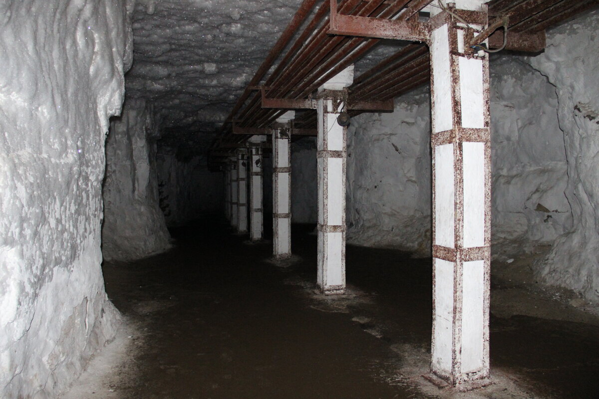 Фото с сайта: http://photos.wikimapia.org/p/00/05/14/76/57_full.jpg