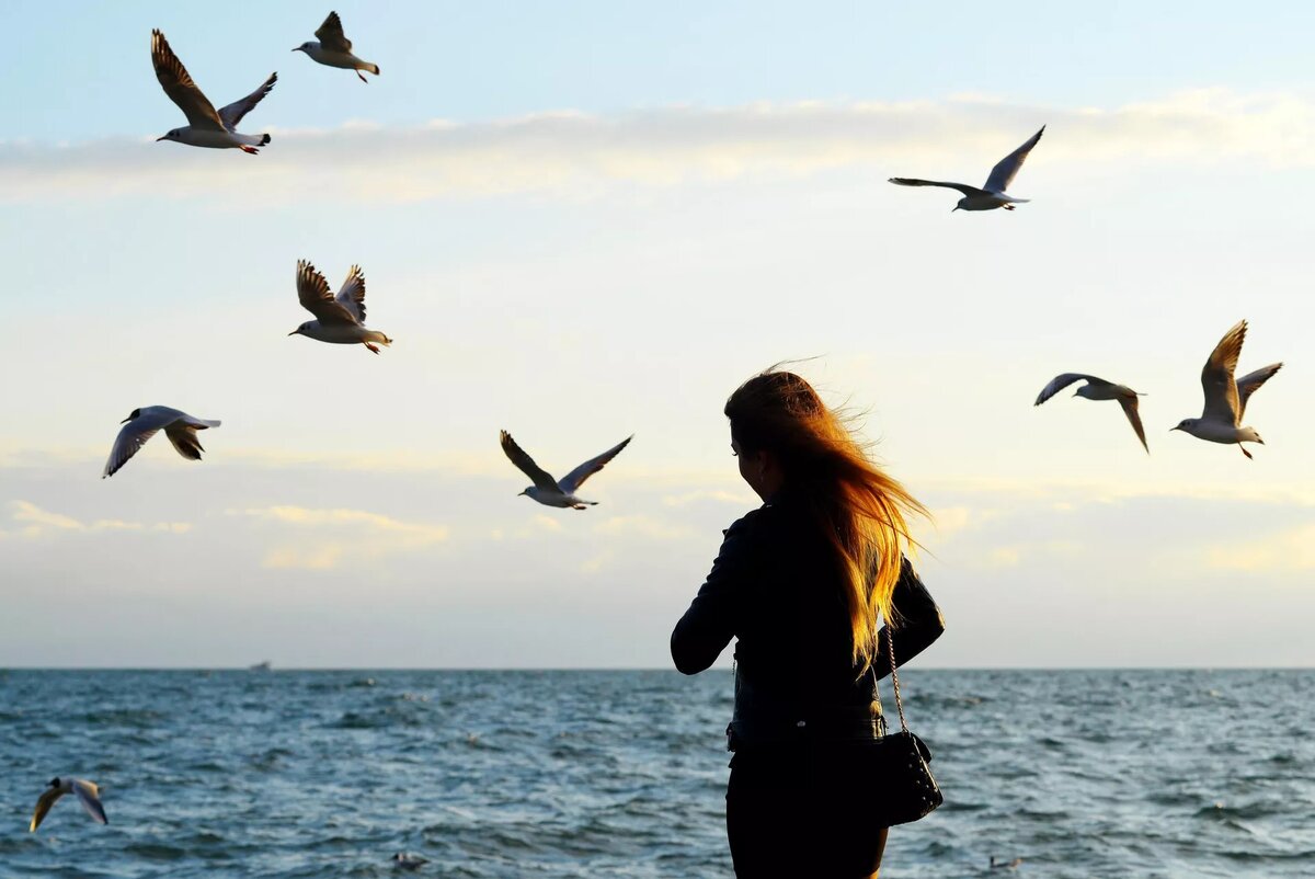 Девушка на набережной в Сочи. © РИА Новости / Игорь Онучин