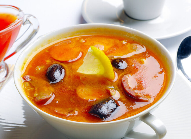 Суп солянка с колбасой рецепт приготовления и секреты успеха