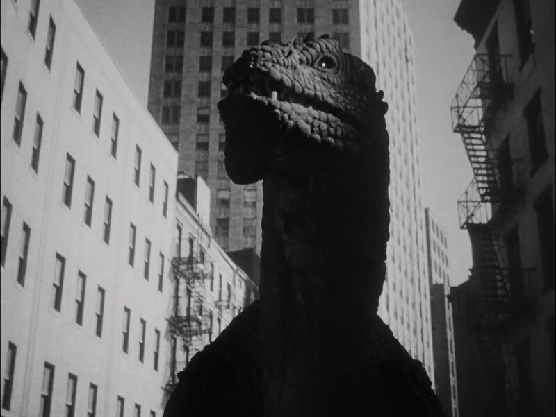 Т. е. прародителем Годзиры можно назвать вот это чудовище из весьма неплохого фильма:

