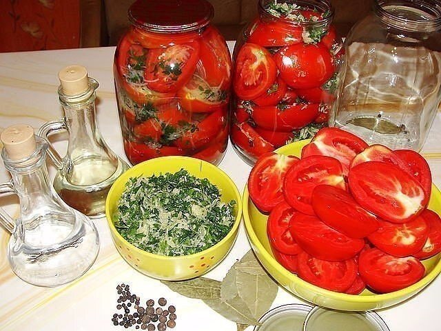 Маринованные помидоры (без кожицы)