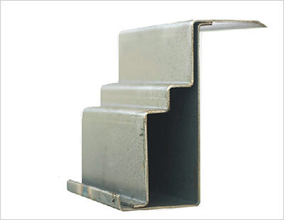 Как выбрать входную металлическую дверь в квартиру