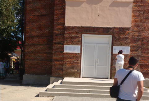  Стена костела в городе расположенном за полторы тысячи километров от Баварии