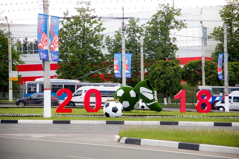 Столица Чувашии “оделась” в символику ЧМ-2018. Фото Марии СМИРНОВОЙ